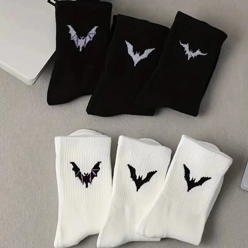 Black & White Bat Pattern